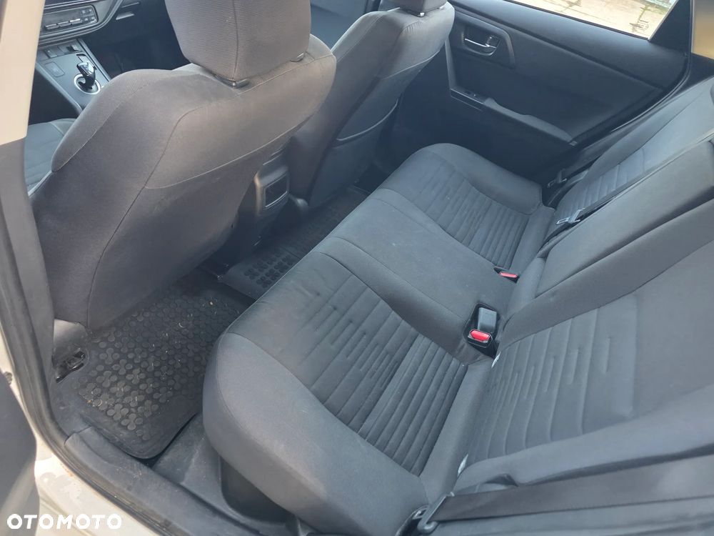 Toyota Auris 2016 photo 4