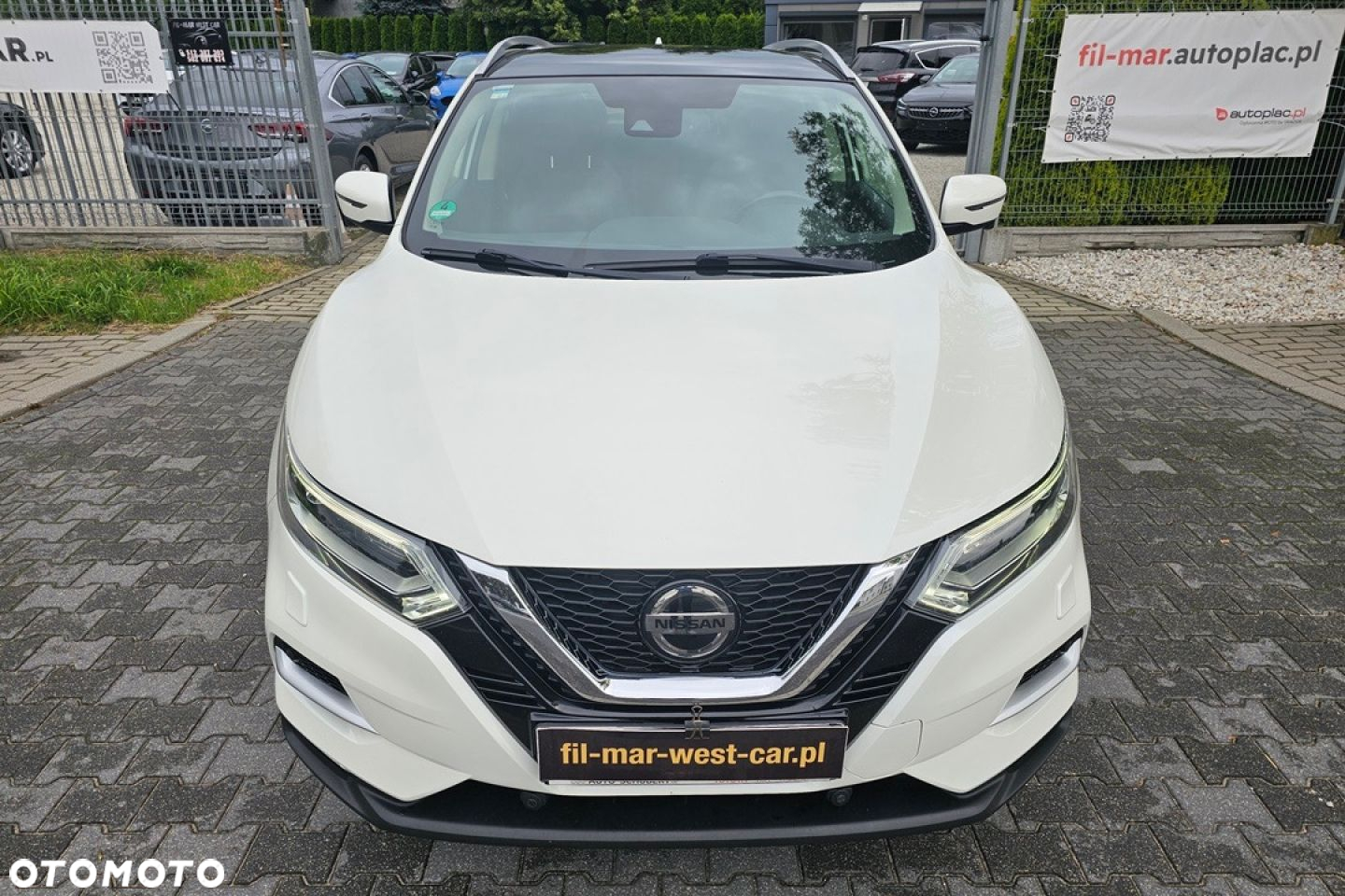 Nissan Qashqai - 12
