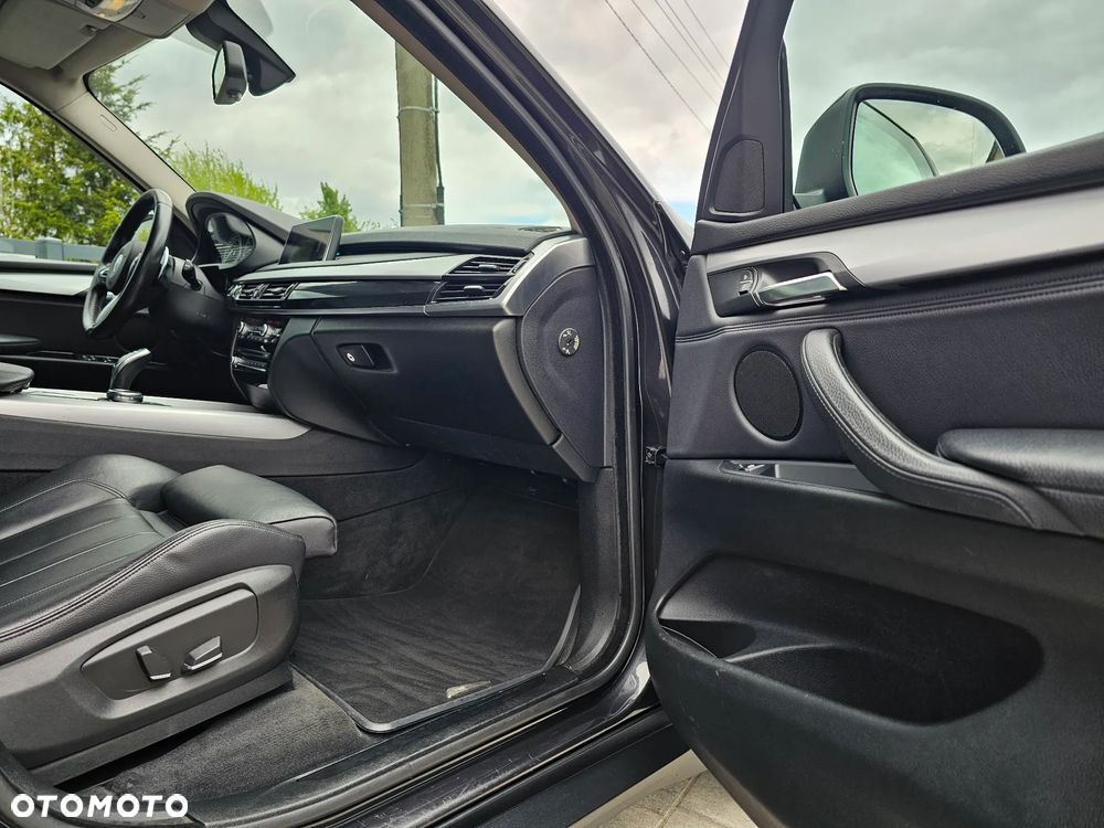 BMW X5 xDrive30d - 38