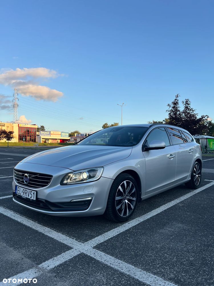 Volvo V60 D4 Geartronic Linje Svart - 2