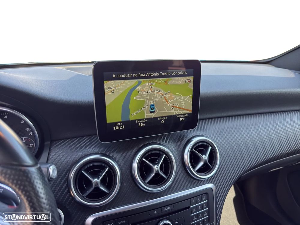 Mercedes-Benz A 180 d 7G-DCT AMG Line - 19