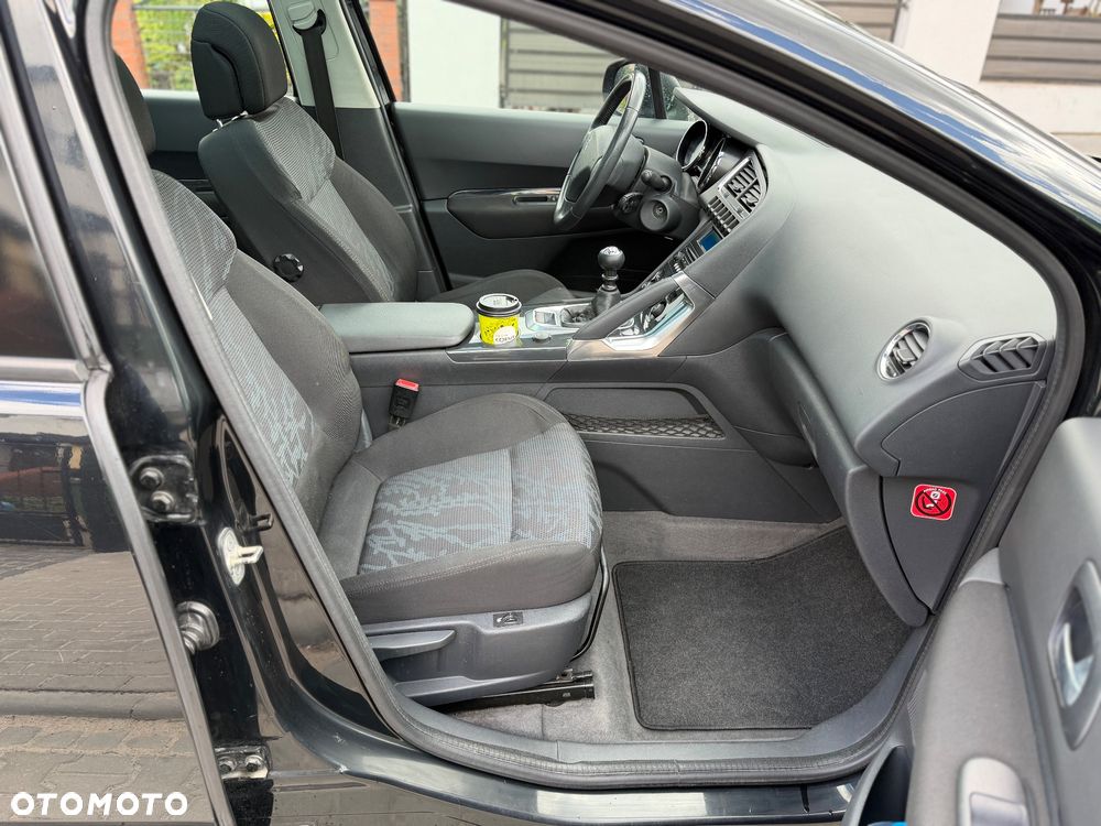 Peugeot 3008 HDi FAP 150 Premium - 5