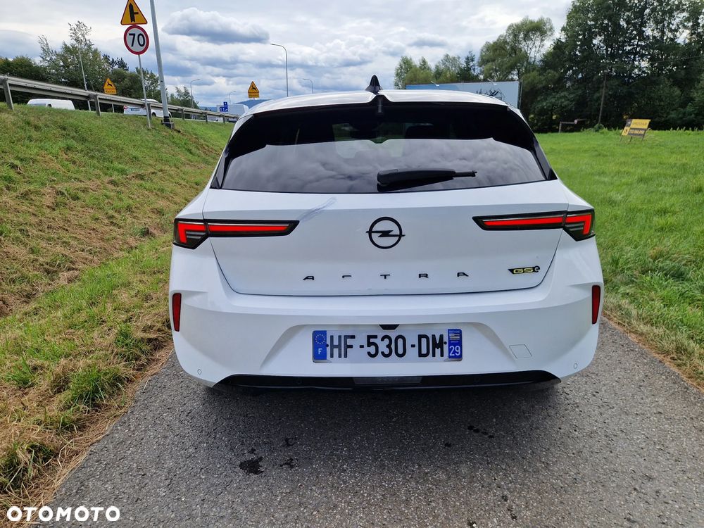 Opel Astra 1.6 T Plug-in Hybrid GSe - 9
