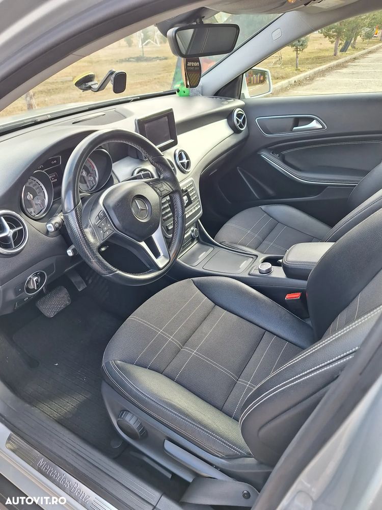 Mercedes-Benz GLA 200 CDI 4MATIC Aut. - 2