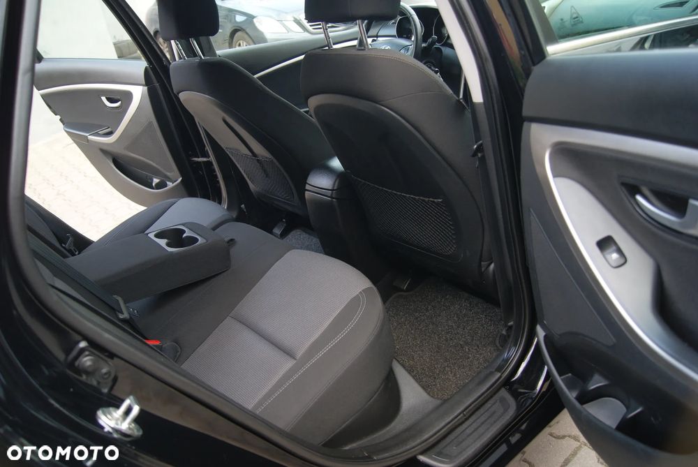 Hyundai i30 1.6 Fifa World Cup Edition - 16