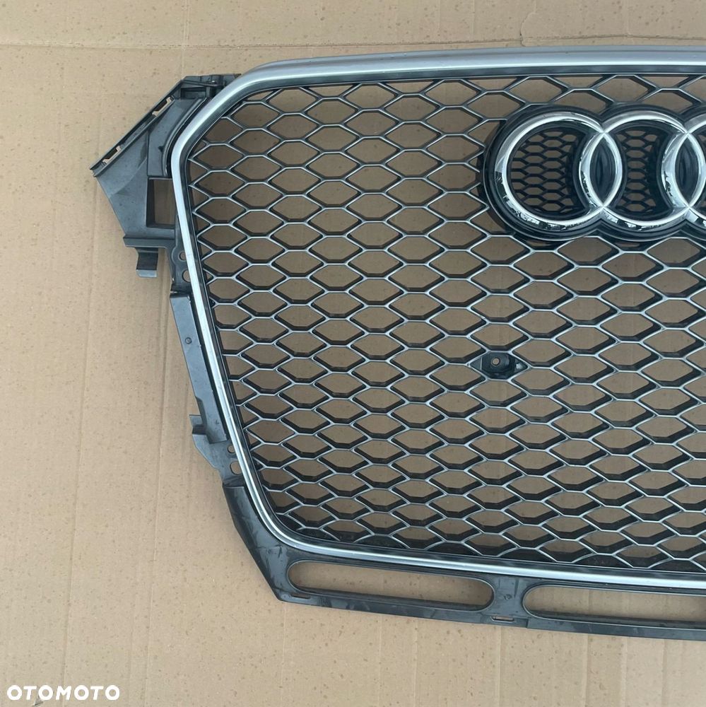 AUDI RS4 B8 LIFT ATRAPA GRILL - 2