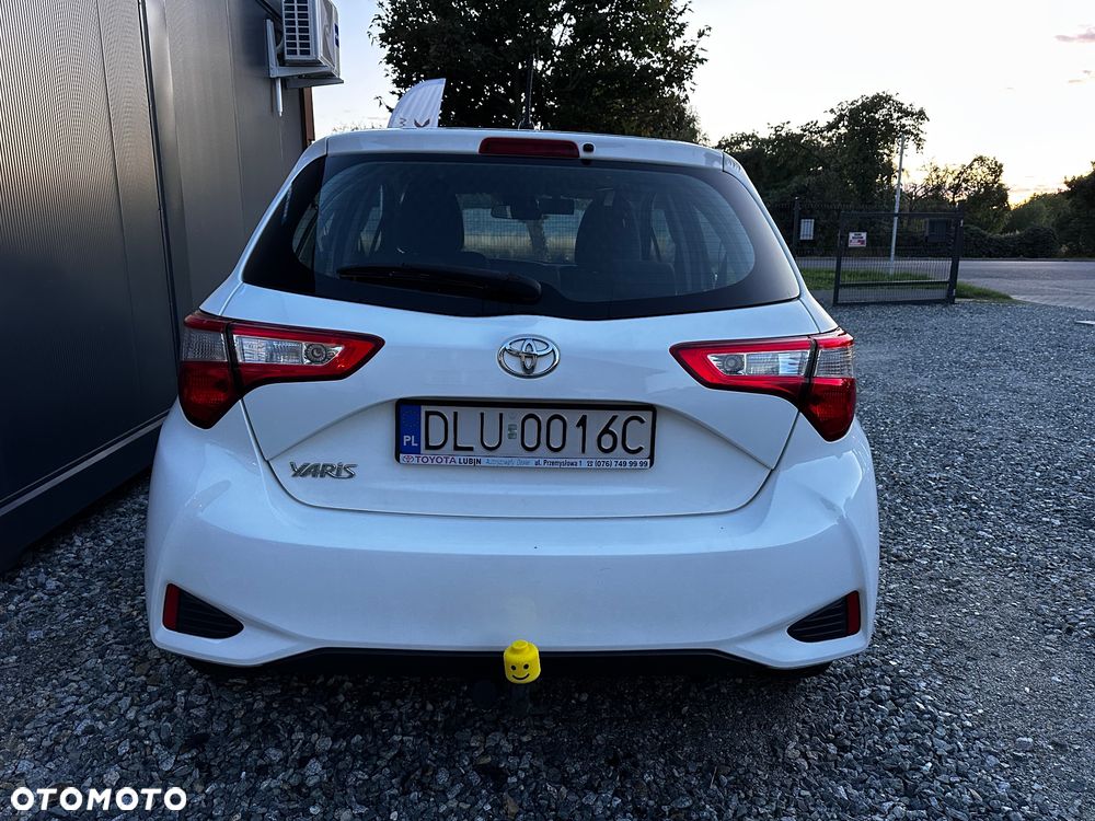 Toyota Yaris - 8