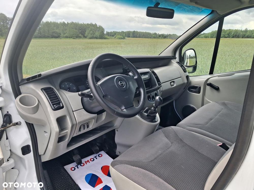 Opel Vivaro - 20