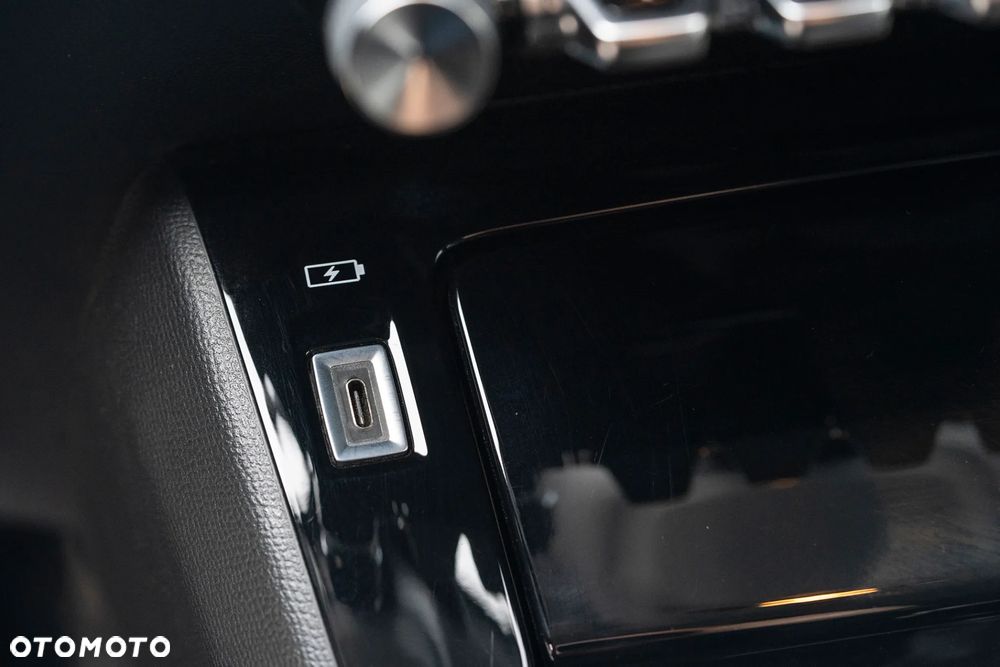 Peugeot 208 1.2 PureTech Allure S&S - 12