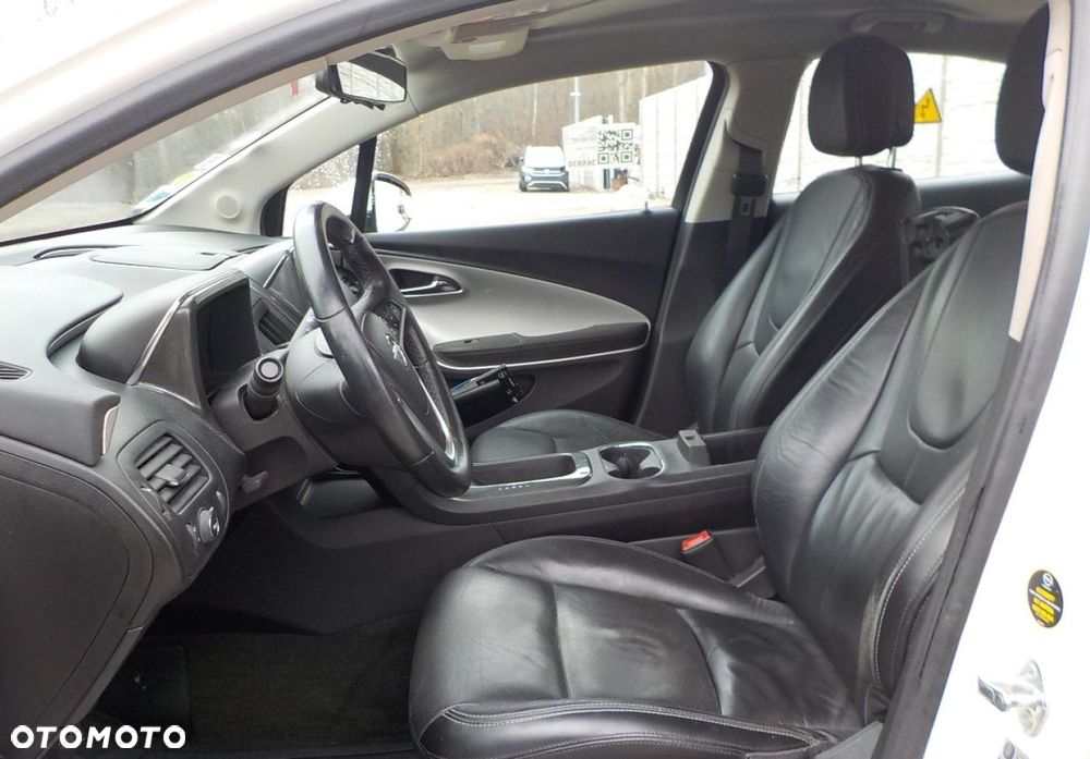 Opel Ampera - 22