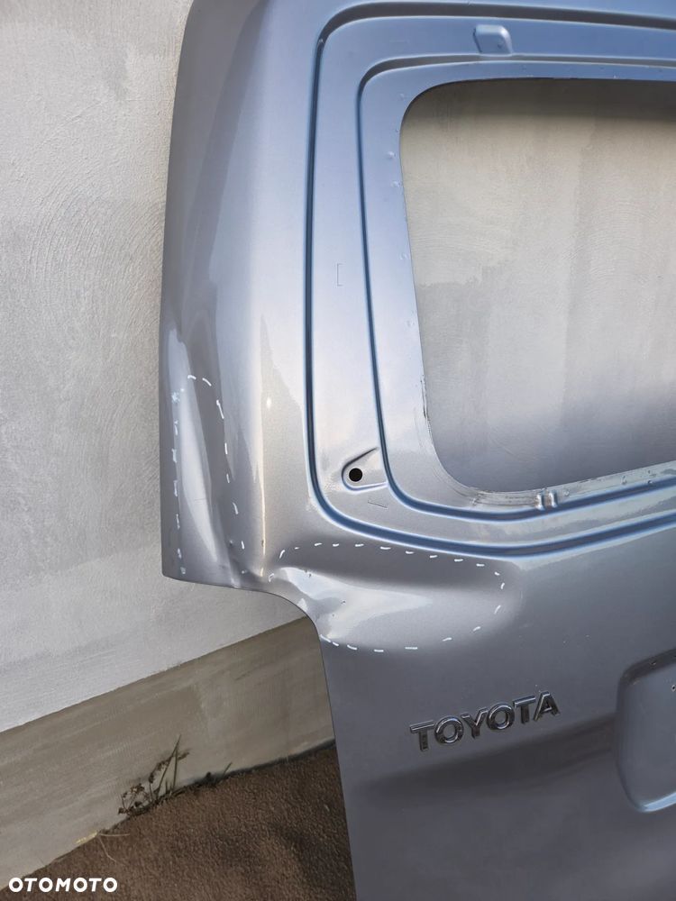 TYLNA KLAPA TOYOTA PROACE VERSO II ROK 16+ - 2