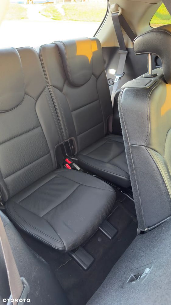 Kia Carens 1.7 CRDi XL 7os - 12