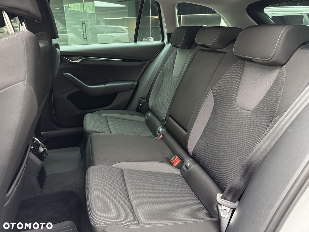 Skoda Octavia 2.0 TDI Ambition DSG - 15