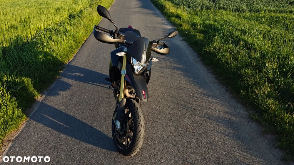 Aprilia Dorsoduro - 1