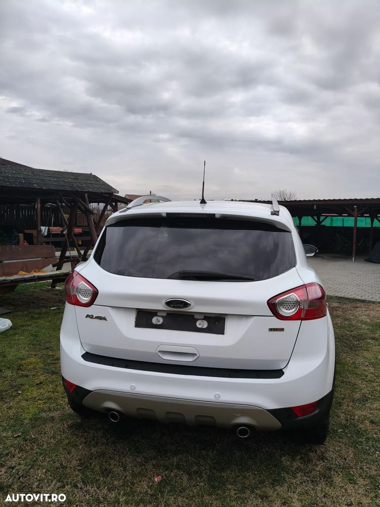 Ford Kuga 2.0 TDCi 4x4 Titanium - 6