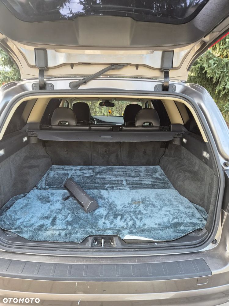 Volvo V70 2.0 Momentum - 8