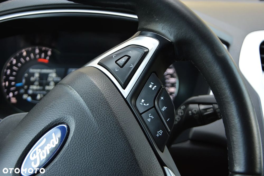 Ford Mondeo SW 1.5 TDCi ECOnetic S&S Business Edition - 10