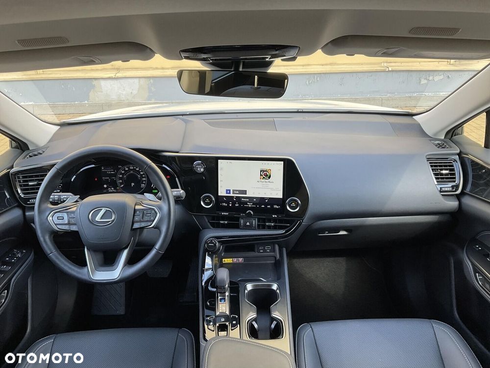 Lexus NX 350h Prestige 2WD - 9