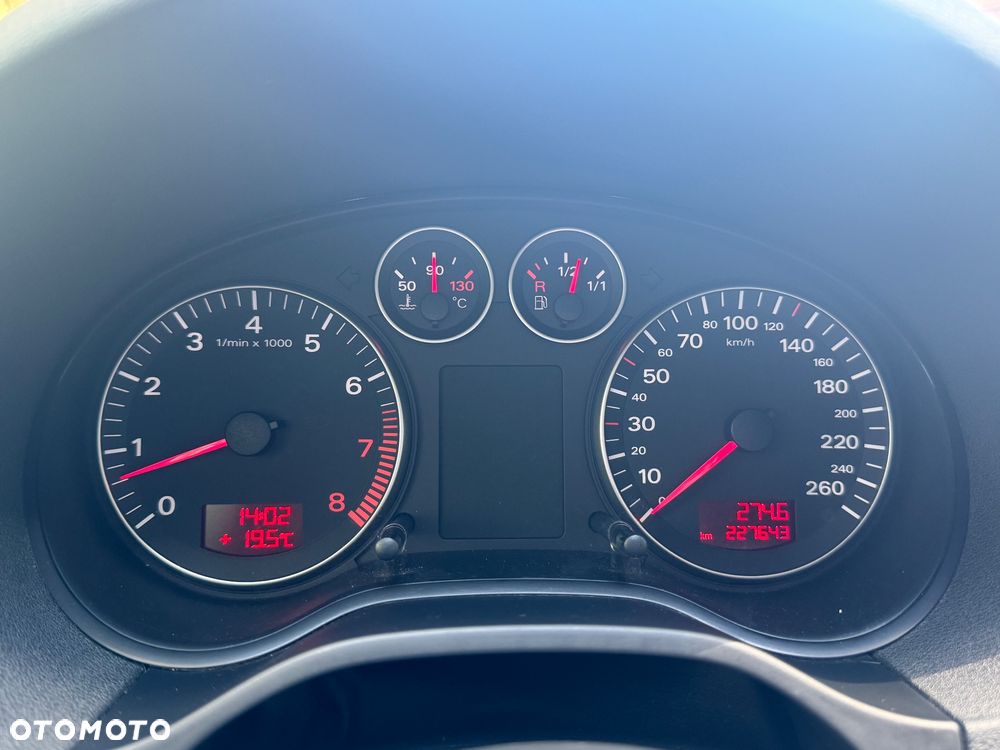 Audi A3 Sportback 1.6 Ambition - 6