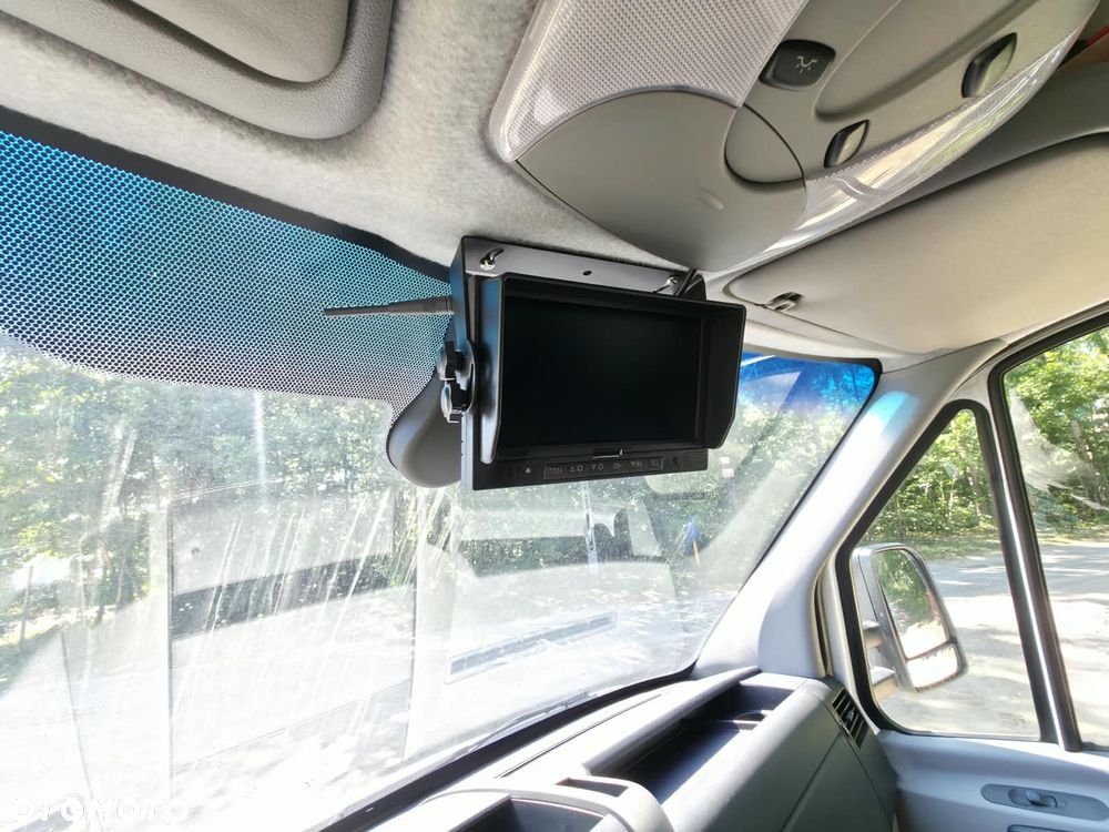 Mercedes-Benz SPRINTER - 8