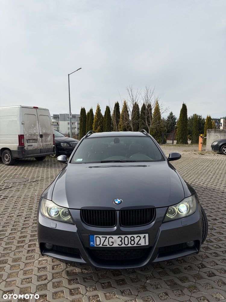 BMW Seria 3 335d - 2