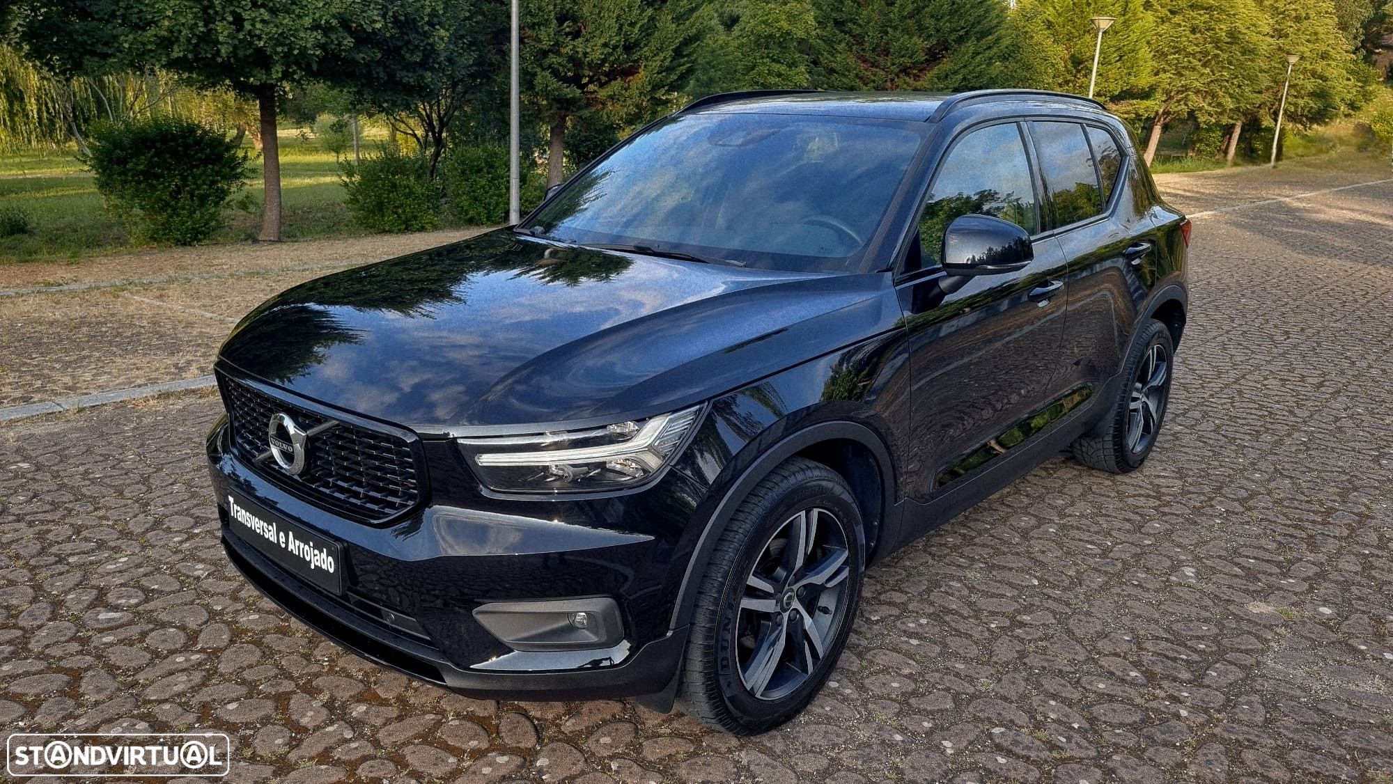 Volvo XC 40 1.5 T2 R-Design Geartronic - 1