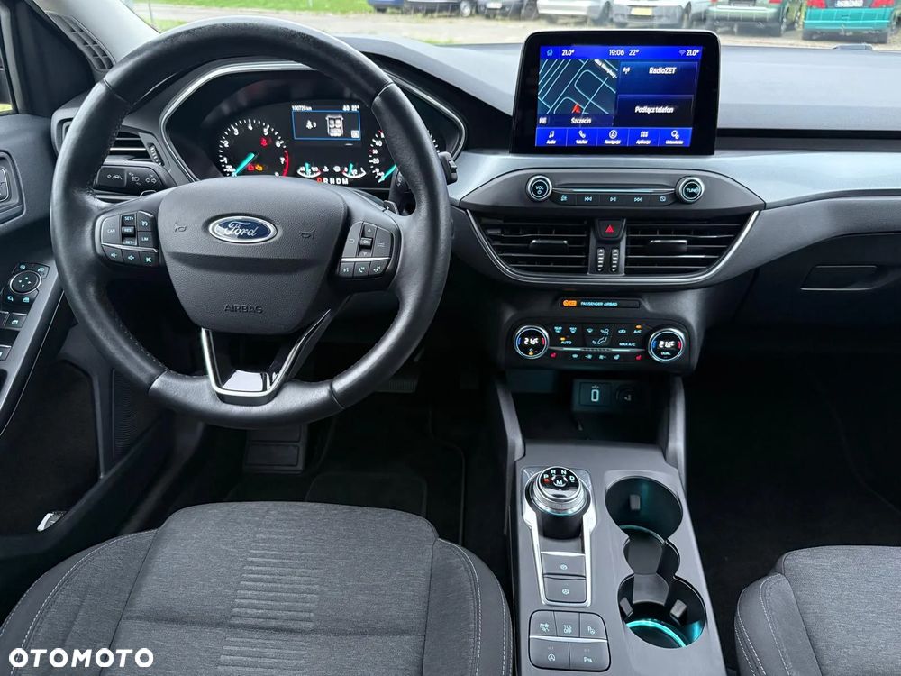 Ford Focus 1.0 EcoBoost Active - 24