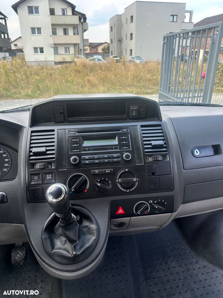 Volkswagen Transporter - 16