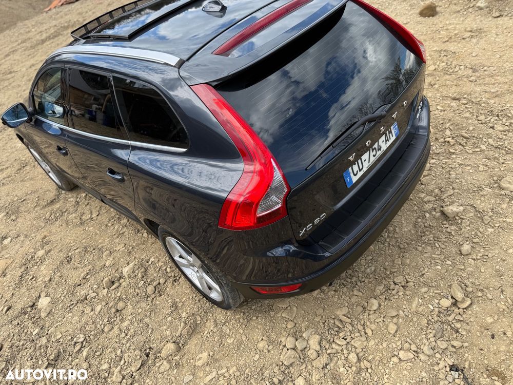 Volvo XC 60 D5 AWD Summum - 14