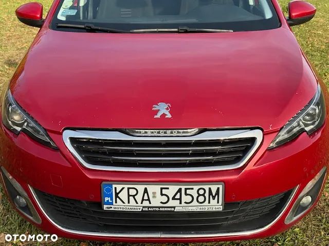 Peugeot 308 - 8