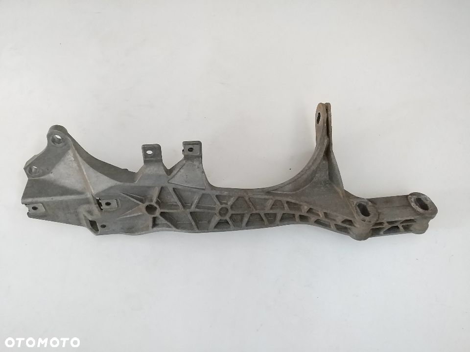 Mocowanie uchwyt prawy garnka Mercedes Actros MP4 9608850245 - 1