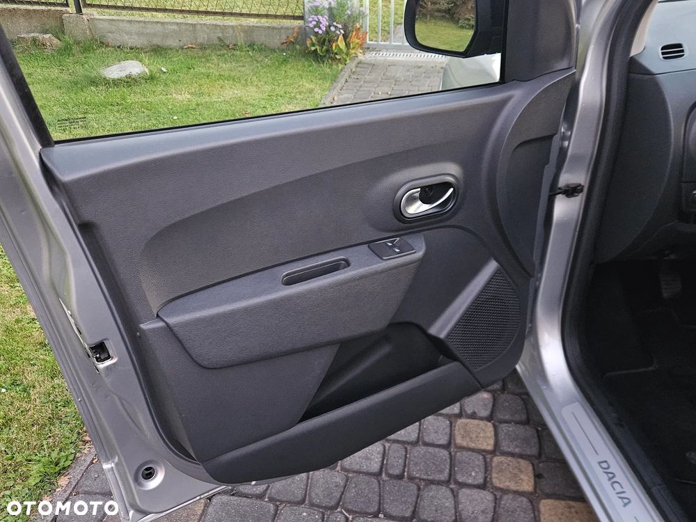 Dacia Lodgy TCe 100 GPF Comfort - 9