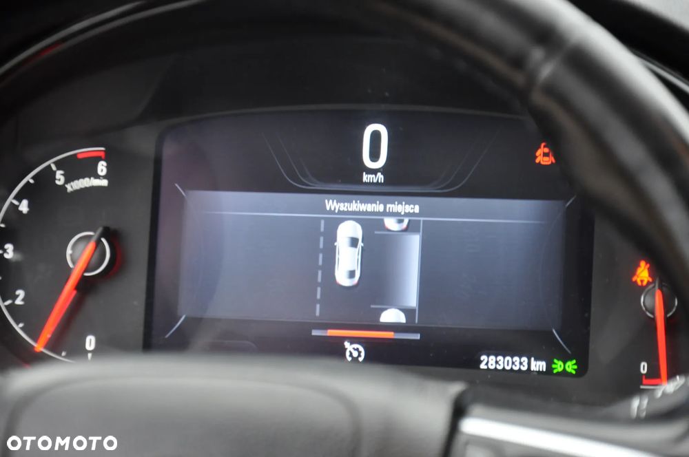 Opel Insignia 2.0 CDTI Cosmo S&S - 26