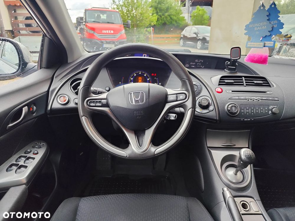 Honda Civic 1.4 i-VTEC - 5
