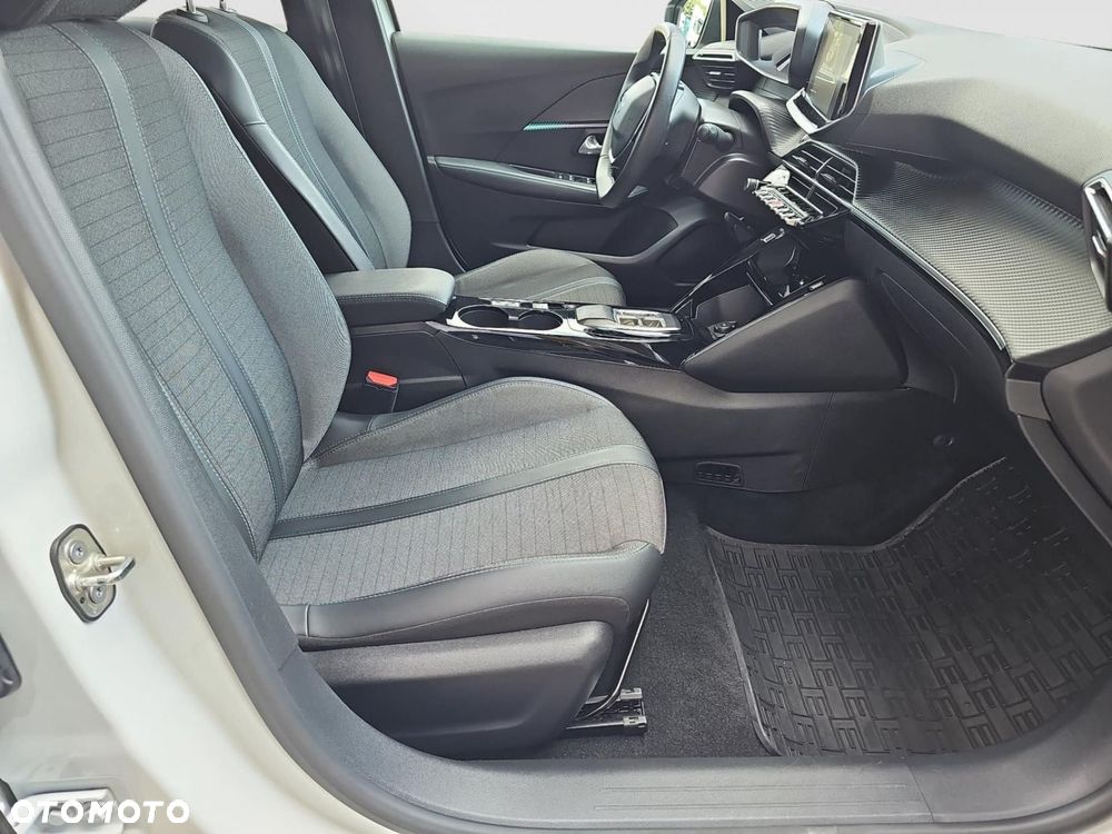 Peugeot 208 Allure Pack - 22