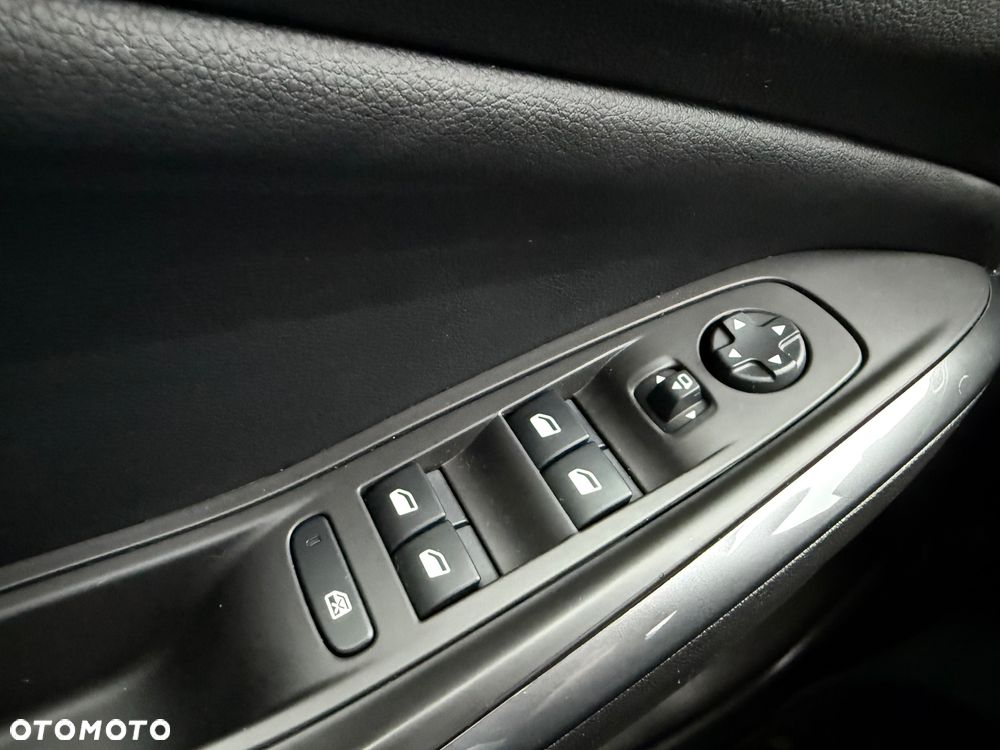 Opel Grandland X 1.2 Start/Stop Business Elegance - 10