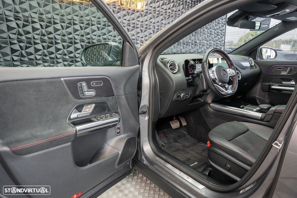 Mercedes-Benz GLA 250 e 8G-DCT AMG Line - 24