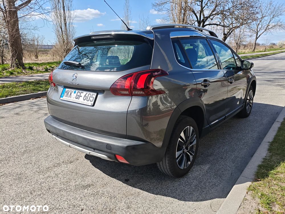 Peugeot 2008 BlueHDi FAP 120 STOP & START Allure - 9