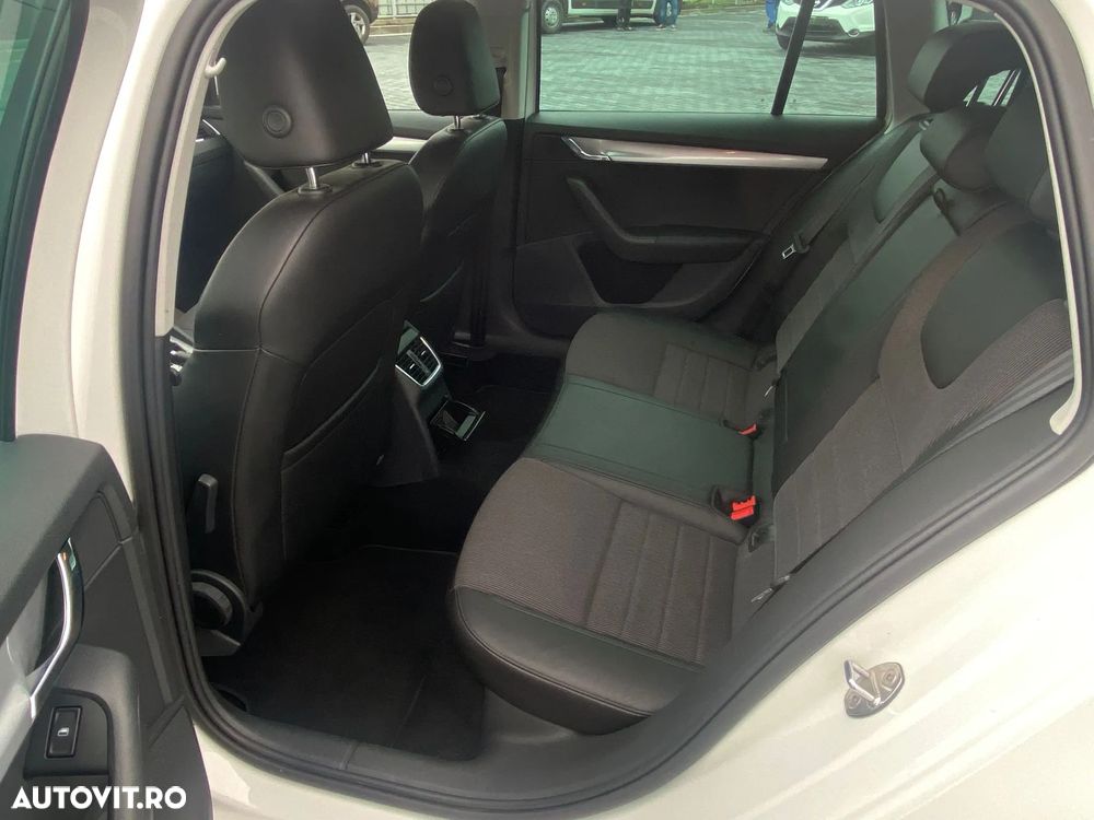 Skoda Octavia 2.0 TDI Green tec Elegance - 8