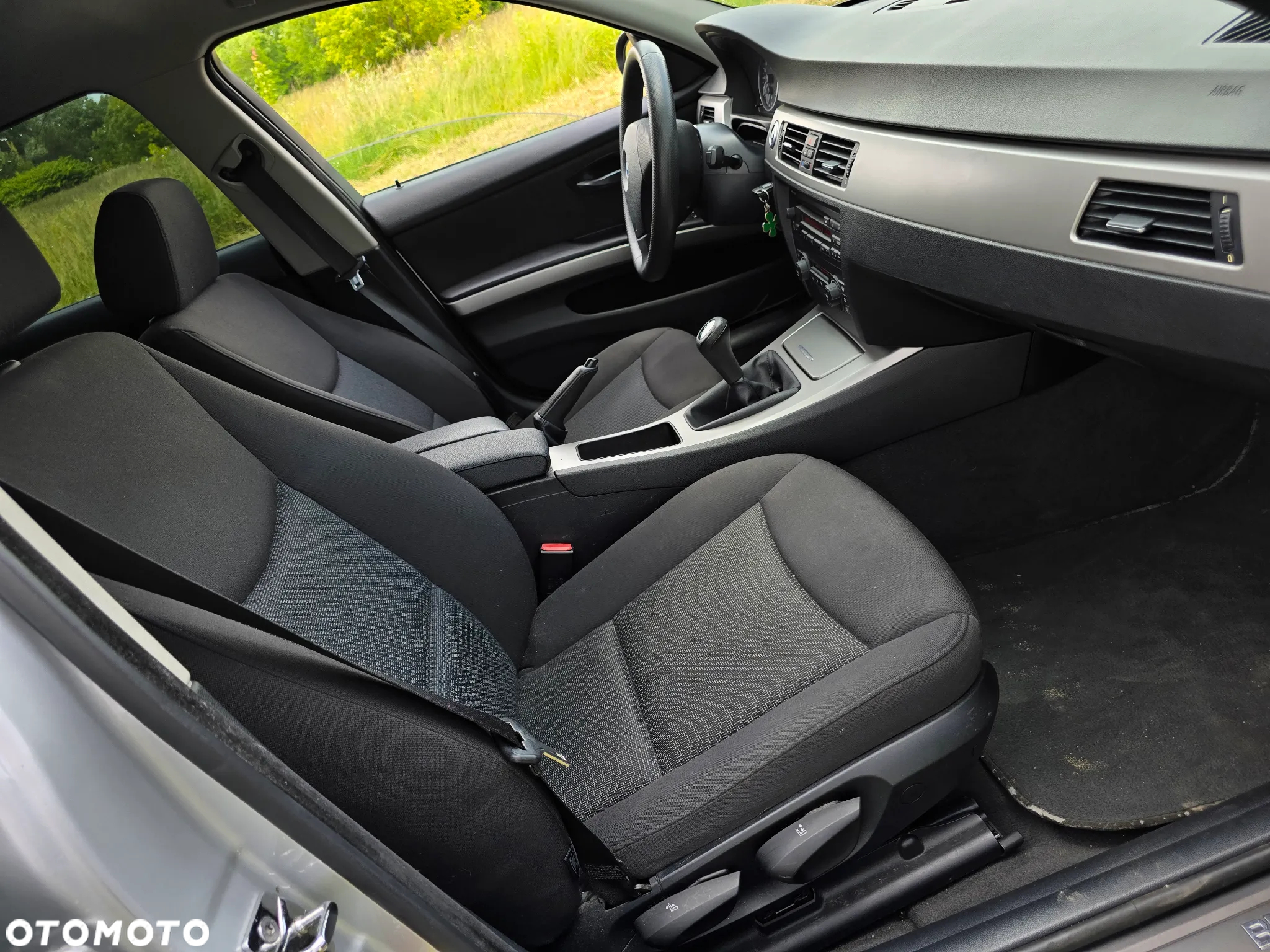 BMW Seria 3 320i Touring - 15