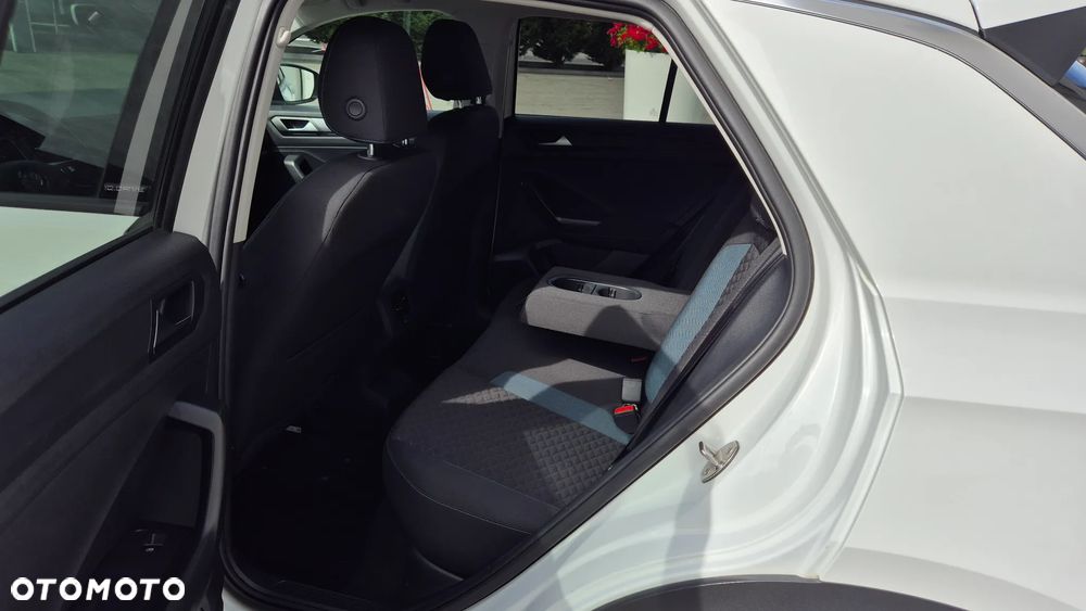 Volkswagen T-Roc 2.0 TDI SCR DSG IQ.DRIVE - 17