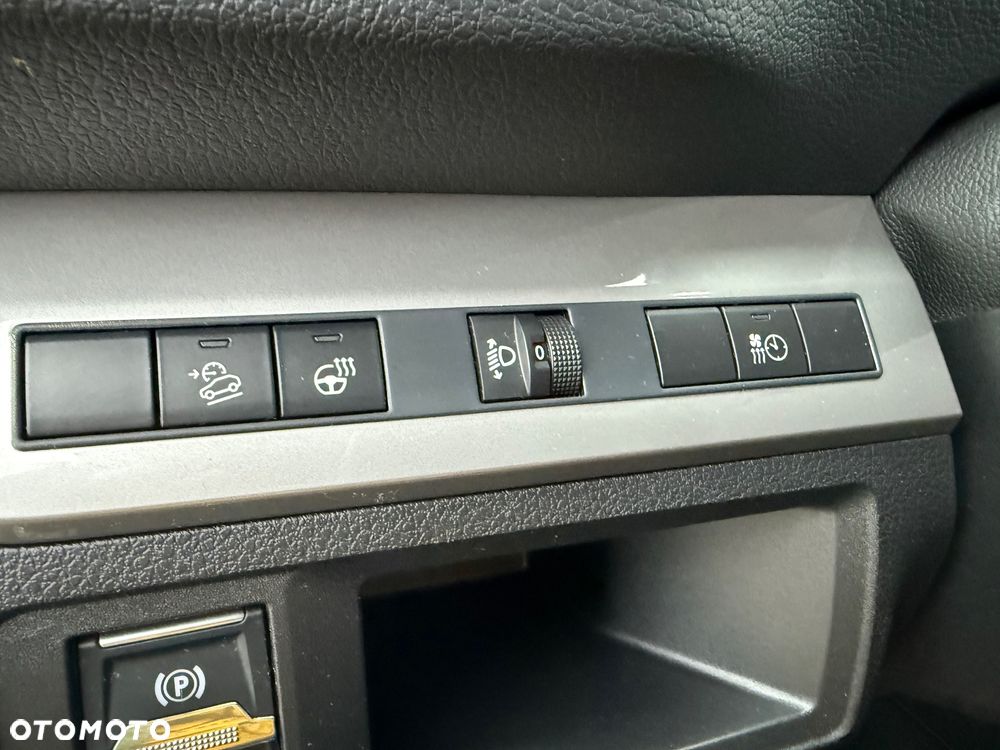 Peugeot Traveller 2.0 BlueHDi Long Business VIP EAT8 - 15