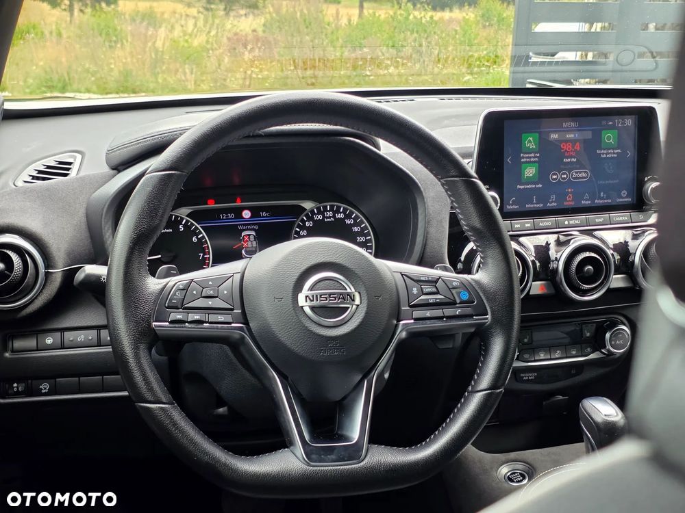 Nissan Juke 1.0 DIG-T N-Design DCT - 32