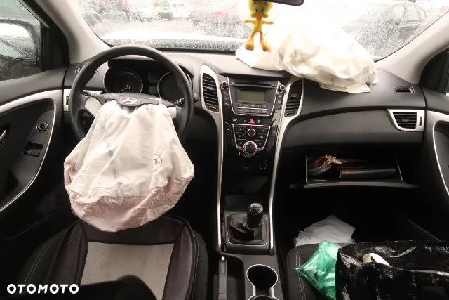 Hyundai i30 1.4 Style - 8