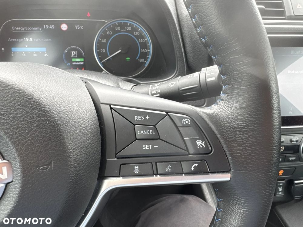 Nissan Leaf 40kWh Acenta - 19