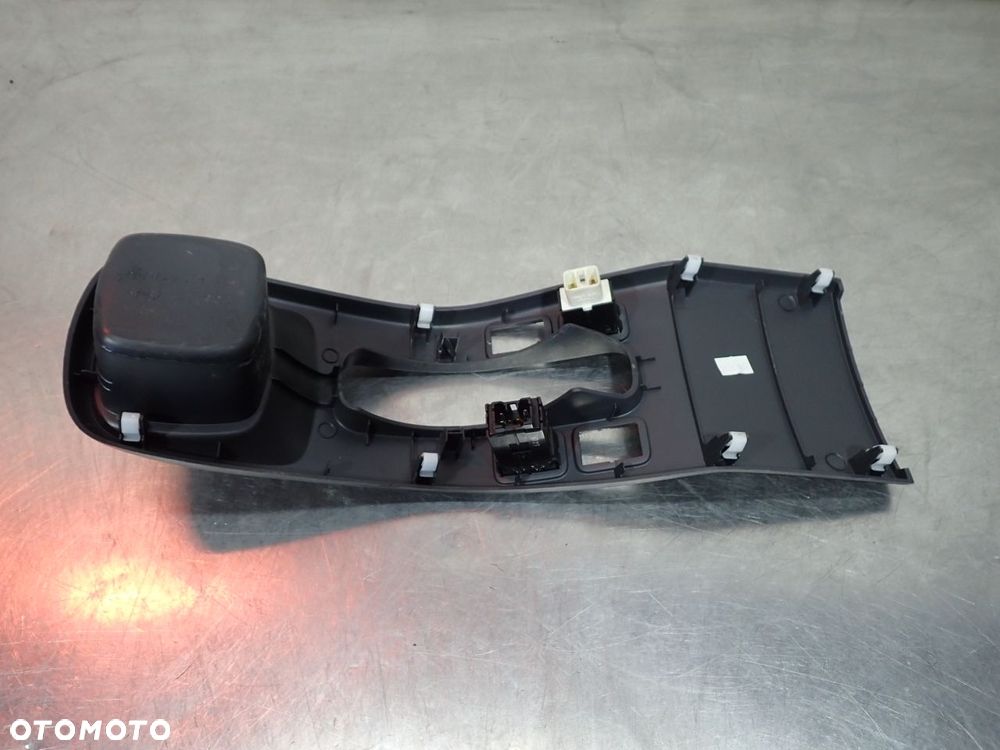 TUNEL ŚRODKOWY Z PRZEŁĄCZNIKIEM NAPĘDÓW SUZUKI SX4 1.6 75822-79J0 - 5