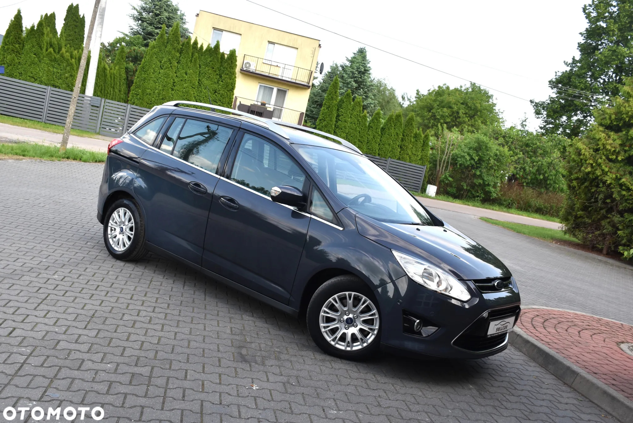 Ford Grand C-MAX 2.0 TDCi Titanium - 27