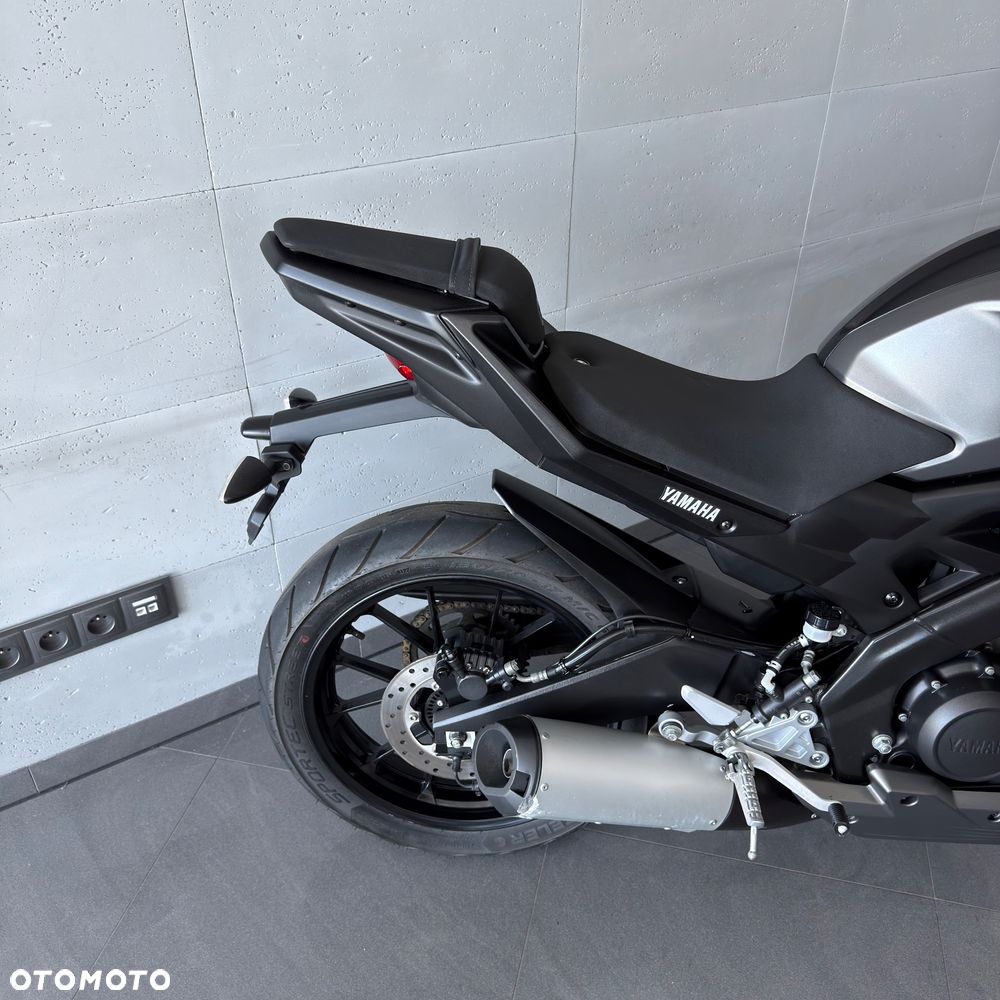 Yamaha MT - 6