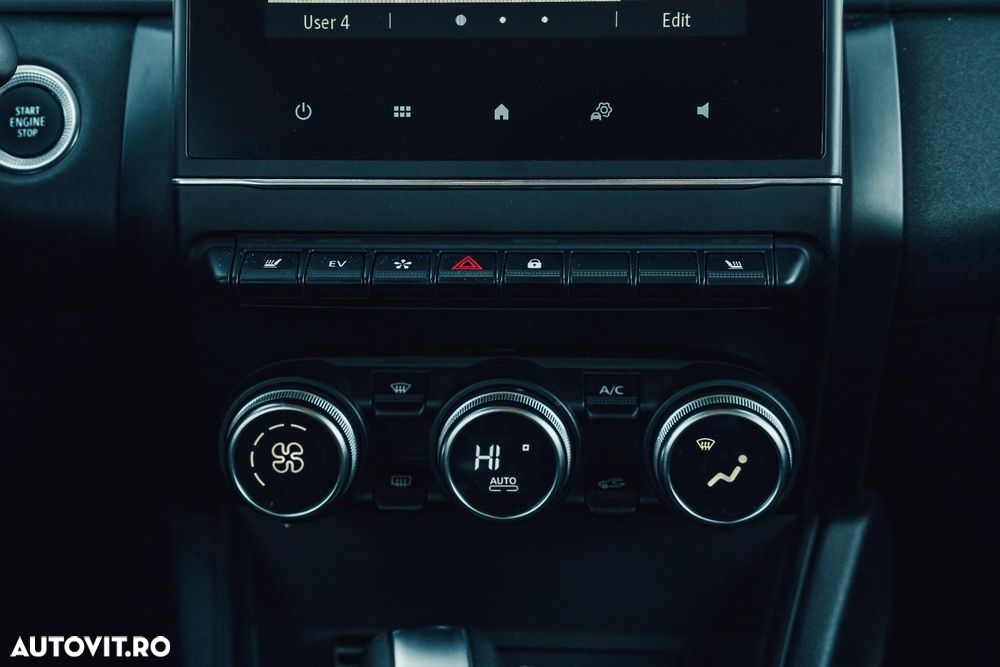 Renault Captur PHEV 160 Techno - 10
