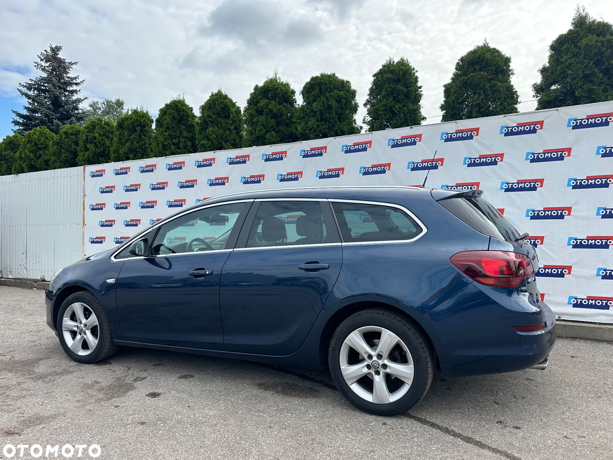 Opel Astra 1.4 Turbo Edition Sport - 3